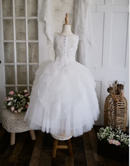 Christie Helene Couture back of Tabitha